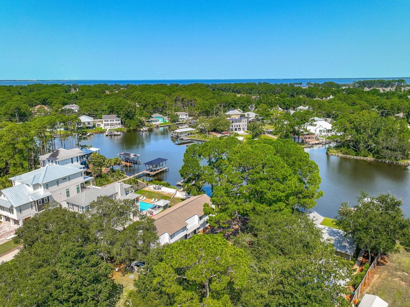 Renovated Buck Bayou water front unit with boat dock that hasn't - Beach Townhome/Townhouse for sale in Santa Rosa Beach, Florida on Beachhouse.com