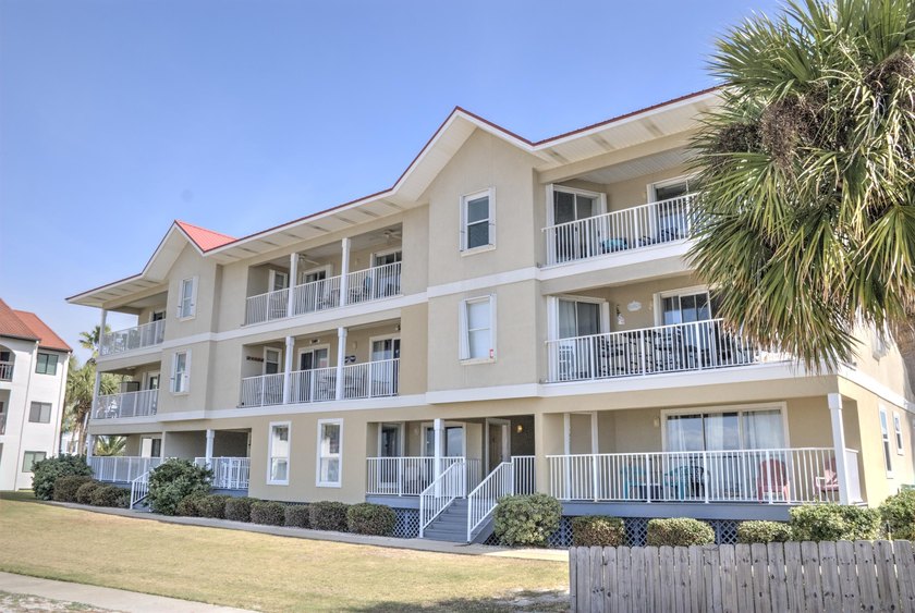 Beautifully updated three-bedroom, two-bath condo on Navarre - Beach Condo for sale in Navarre, Florida on Beachhouse.com