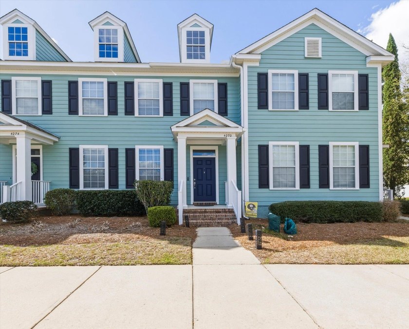 Charming 2 bedroom, 2.5 bath townhome with green space frontage - Beach Townhome/Townhouse for sale in Tallahassee, Florida on Beachhouse.com