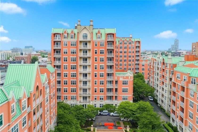 Oceana Condominium & Club 

Located on the 8th floor with a - Beach Condo for sale in Brooklyn, New York on Beachhouse.com