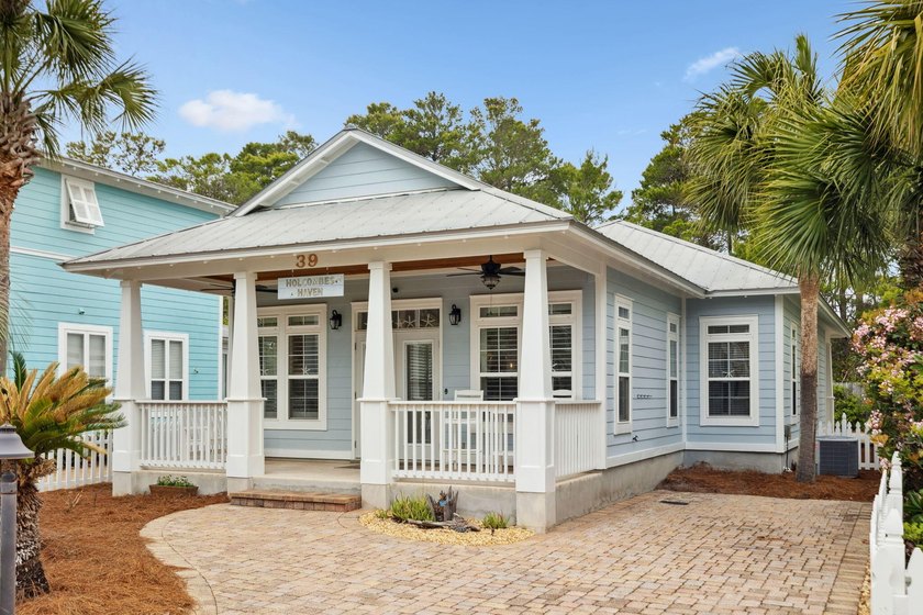 Nestled in a peaceful cul-de-sac, this charming beach cottage - Beach Home for sale in Santa Rosa Beach, Florida on Beachhouse.com