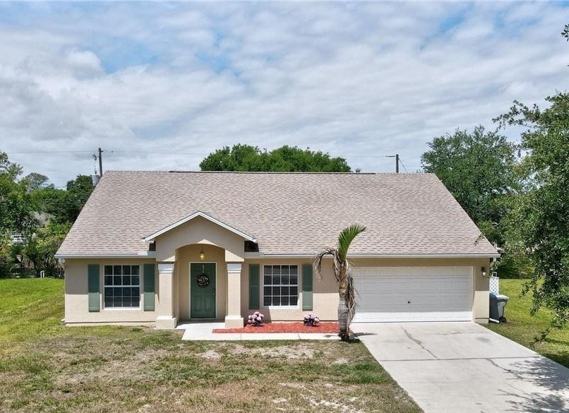 VALUE TO VISION - Looking for an affordable 4 bedroom home - Beach Home for sale in Vero Beach, Florida on Beachhouse.com