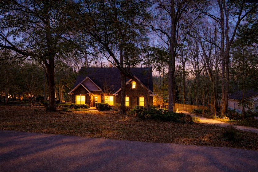 One or more photos have been virtually staged. UPDATED 4/bedroom - Beach Home for sale in Tallahassee, Florida on Beachhouse.com