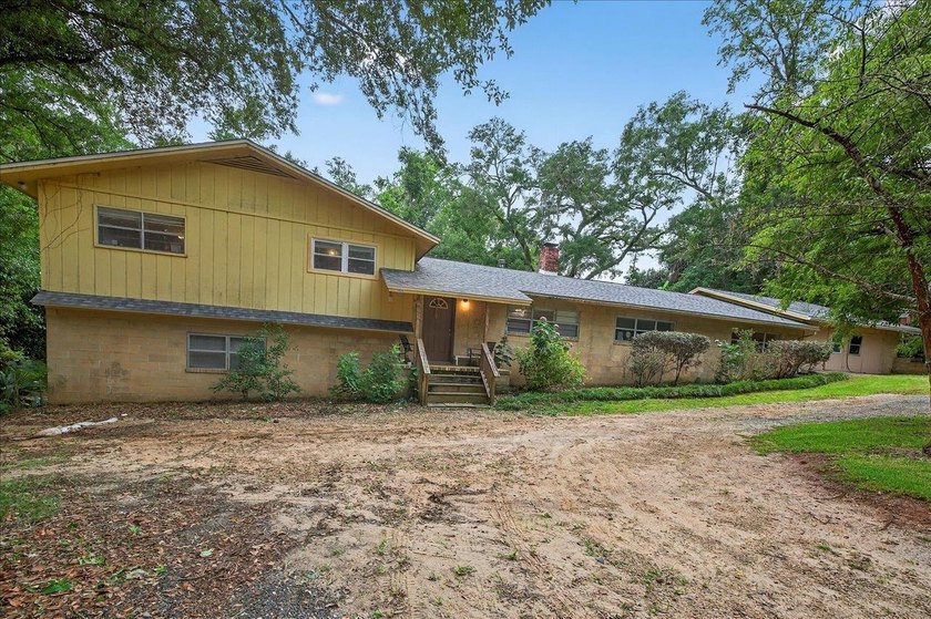 Looking for a large casual home on a bit of land just off the - Beach Home for sale in Tallahassee, Florida on Beachhouse.com