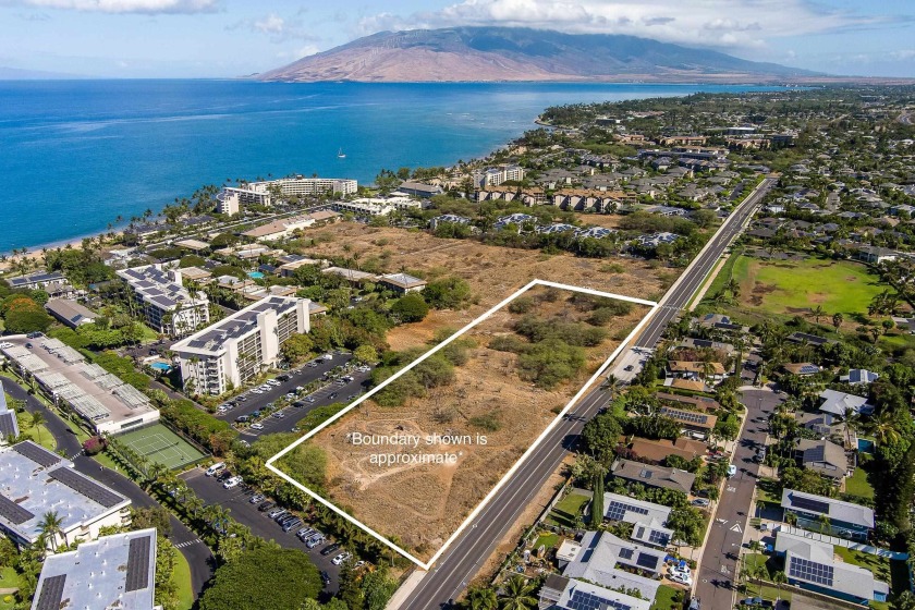 AMAZING LOCATION DEVELOPER OPPORTUNITY NEAR SOUTH KIHEI'S - Beach Acreage for sale in Kihei, Hawaii on Beachhouse.com