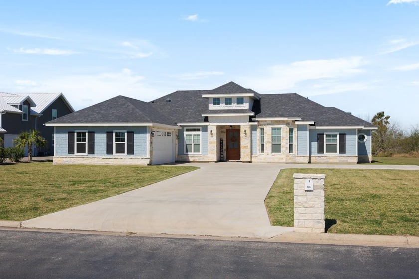 Discover luxury living in this stunning 2019 built home in a - Beach Home for sale in Bayview, Texas on Beachhouse.com