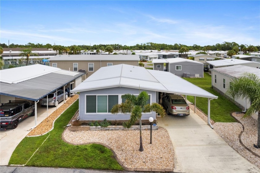 A SUPER CURB APPEAL MOVE-IN-READY 2 bed 2 bath home to enjoy - Beach Home for sale in North Port, Florida on Beachhouse.com