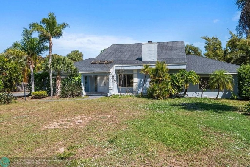 WATER WATER EVERYWHERE !! LUXURY POOL HOME RARELY AVAILABLE IN - Beach Home for sale in Melbourne Beach, Florida on Beachhouse.com