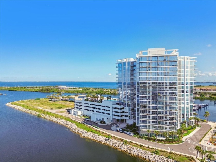 One or more photo(s) has been virtually staged. Presenting this - Beach Condo for sale in Tampa, Florida on Beachhouse.com