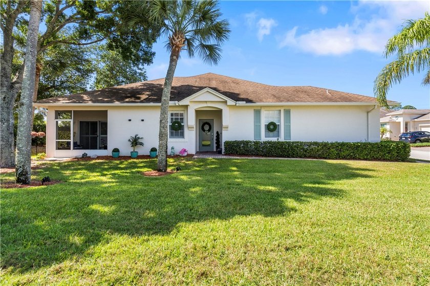 Beautifully maintained 3BR/2BA villa in a gated community near - Beach Townhome/Townhouse for sale in Vero Beach, Florida on Beachhouse.com