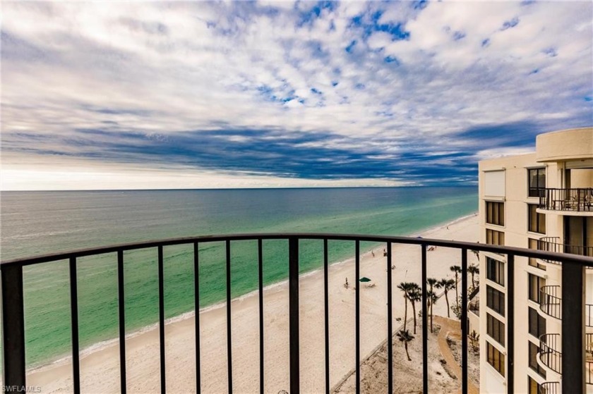 RARE BUYING OPPORTUNITY! STUNNING TOP FLOOR CONDO FACING WEST TO - Beach Home for sale in Naples, Florida on Beachhouse.com