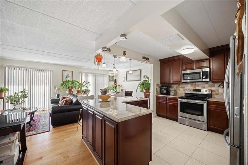 Experience elevated living in this impeccably maintained - Beach Condo for sale in Brooklyn, New York on Beachhouse.com