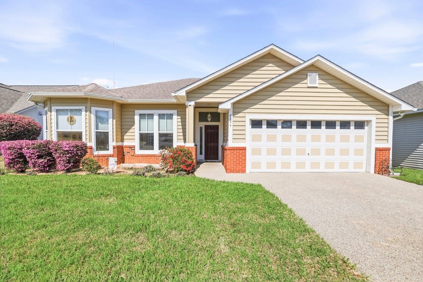 Must see well maintained and updated 3 bedroom 2 bath house in - Beach Home for sale in Tallahassee, Florida on Beachhouse.com