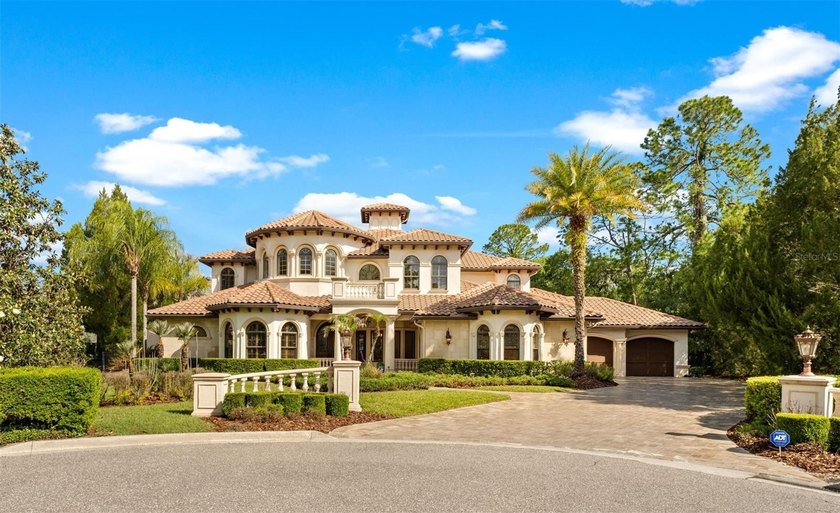 Welcome to an exceptional GOLF COURSE-FRONT ESTATE in the - Beach Home for sale in Tampa, Florida on Beachhouse.com
