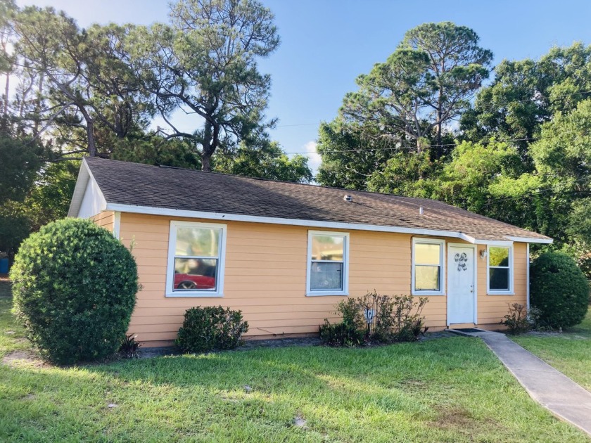 This charming home is investor-ready with updated siding as well - Beach Home for sale in Vero Beach, Florida on Beachhouse.com