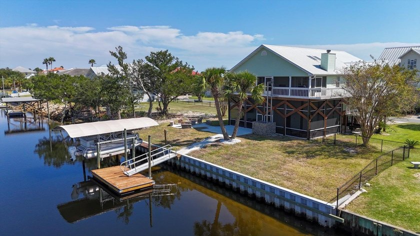 Best Lot & Beach House in Shell Point! Located in the elite - Beach Home for sale in Crawfordville, Florida on Beachhouse.com