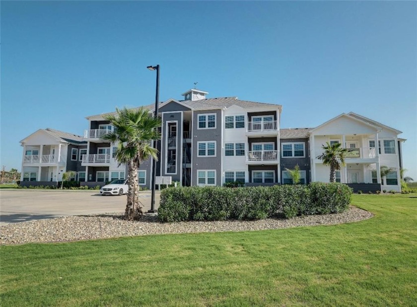 Come claim your own Pathway to the Sea......!!!  Ready to Go - - Beach Condo for sale in Corpus Christi, Texas on Beachhouse.com