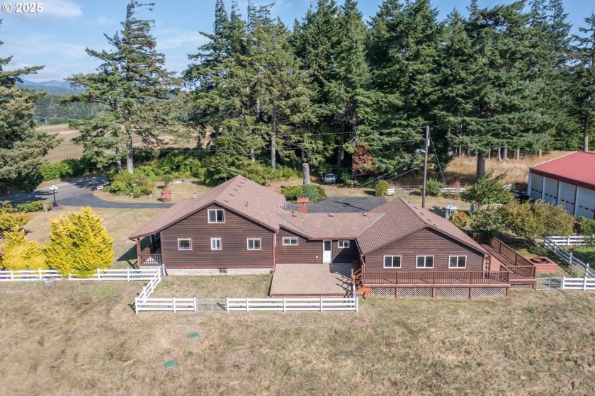 Discover your dream retreat on 3+ acres of beautifully - Beach Home for sale in Sixes, Oregon on Beachhouse.com