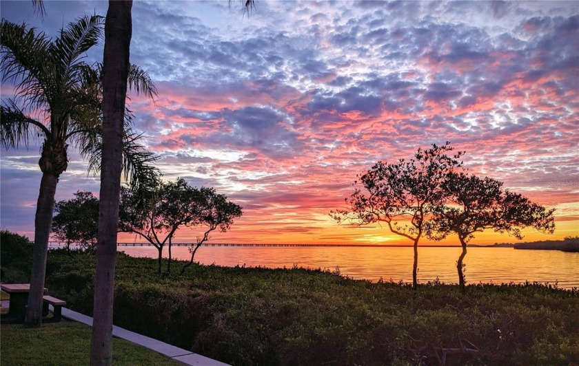 This Breathtaking 3rd-floor Bayview condo offers the - Beach Condo for sale in Clearwater, Florida on Beachhouse.com