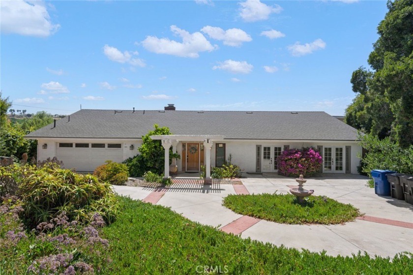 Welcome to your dream home! Fully renovated in 2021, this - Beach Home for sale in Bonita, California on Beachhouse.com