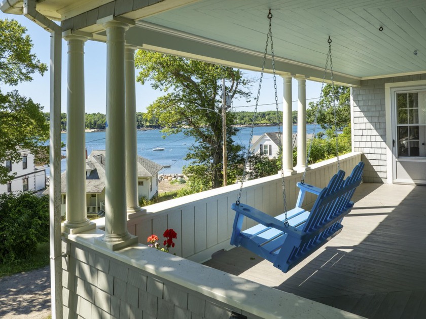 It's summer and time to go to the cottage on Peaks Island.  This - Beach Home for sale in Portland, Maine on Beachhouse.com