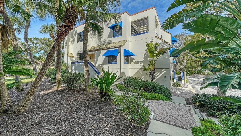 Fairway Bay townhouse offering tremendous space.  This corner - Beach Home for sale in Longboat Key, Florida on Beachhouse.com