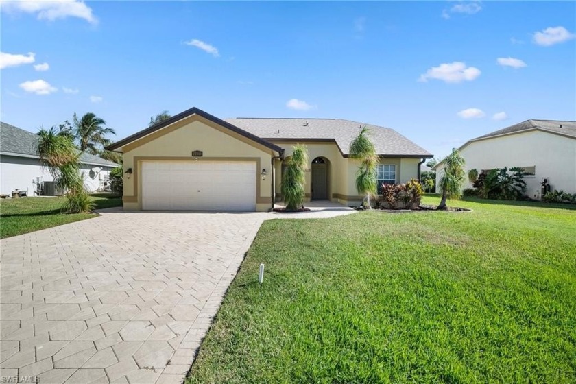 Charming Home in Desirable Fountain Lakes Community. Nestled in - Beach Home for sale in Estero, Florida on Beachhouse.com