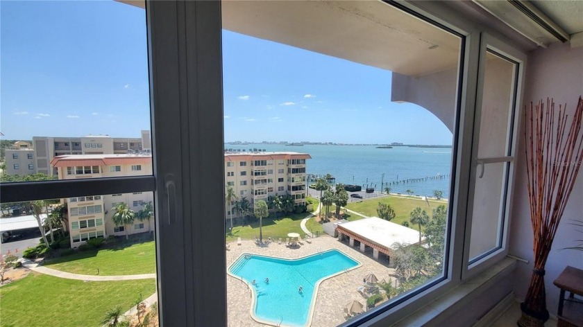 Spacious top-floor penthouse unit in the heart of Dunedin! - Beach Condo for sale in Dunedin, Florida on Beachhouse.com