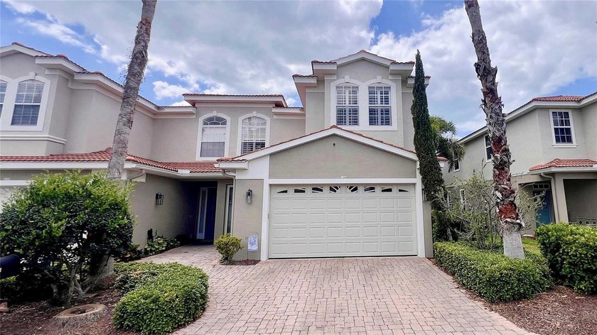 Welcome to one of Palm Harbor's best-kept secrets--an elegant - Beach Townhome/Townhouse for sale in Palm Harbor, Florida on Beachhouse.com