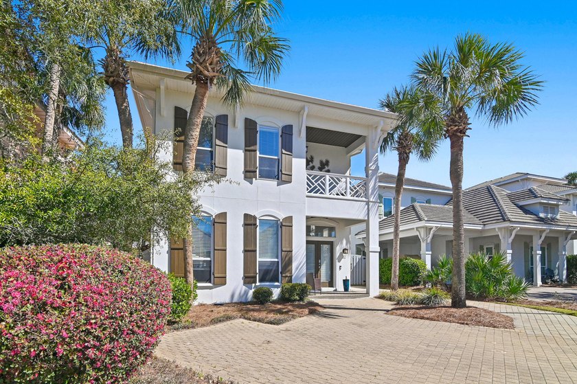 Where comfort meets coastal elegance, this furnished - Beach Home for sale in Destin, Florida on Beachhouse.com