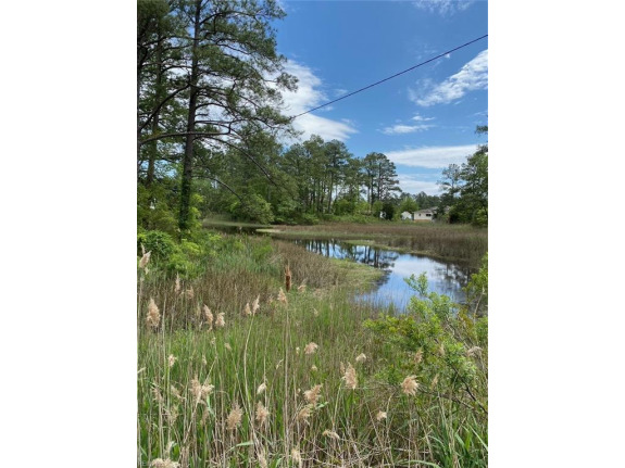 Beautiful view sup New Mill Creek await you at this Parkview - Beach Lot for sale in Chesapeake, Virginia on Beachhouse.com