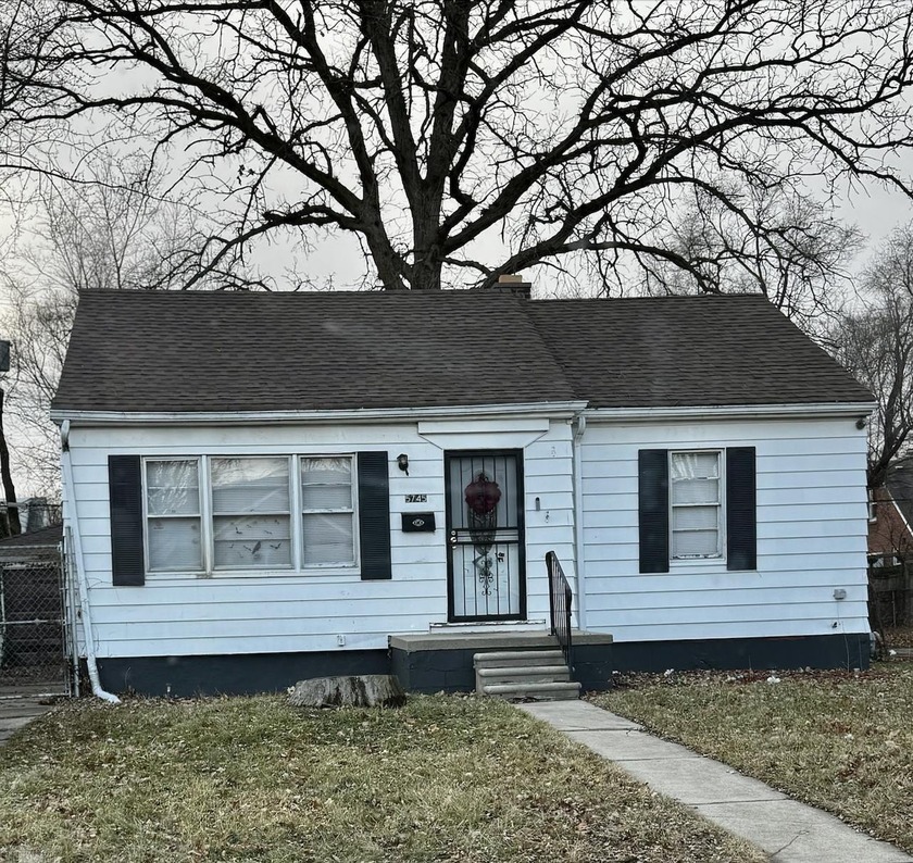 Calling all investors and first-time home buyers! This charming - Beach Home for sale in Detroit, Michigan on Beachhouse.com