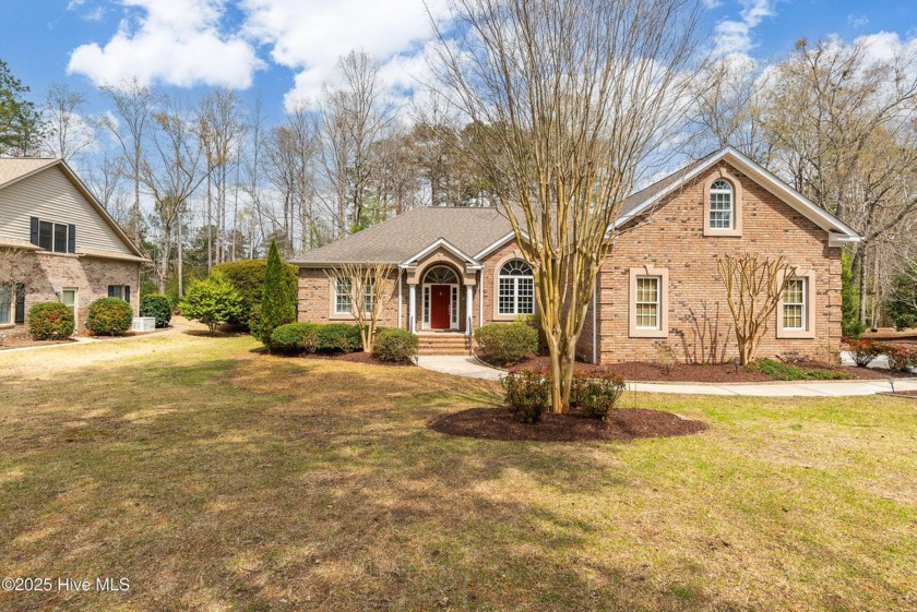 Welcome Home! Move right in to this well maintained 4 bedroom 3 - Beach Home for sale in Chocowinity, North Carolina on Beachhouse.com