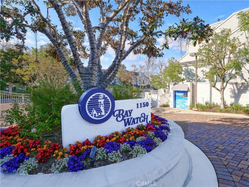 This unit is very special!! Located in the gated community - Beach Condo for sale in San Pedro, California on Beachhouse.com