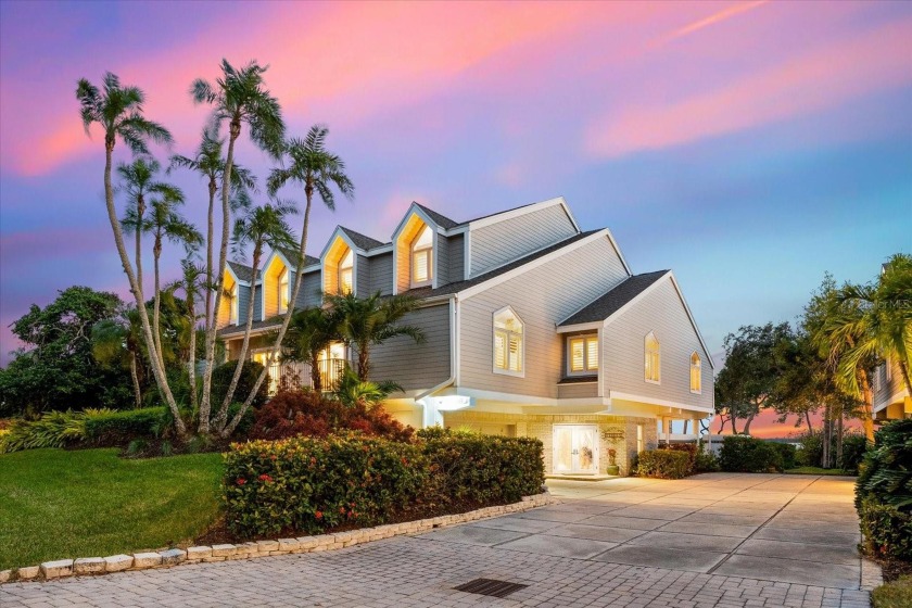 The epitome of luxury living awaits in the prestigious gated - Beach Condo for sale in Bradenton, Florida on Beachhouse.com