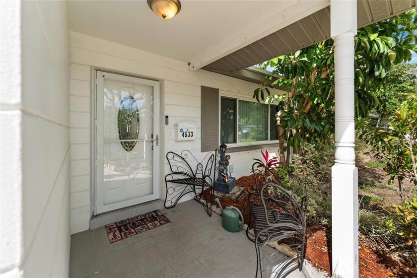 Welcome to your beautifully reimagined Florida retreat in the - Beach Home for sale in St. Petersburg, Florida on Beachhouse.com