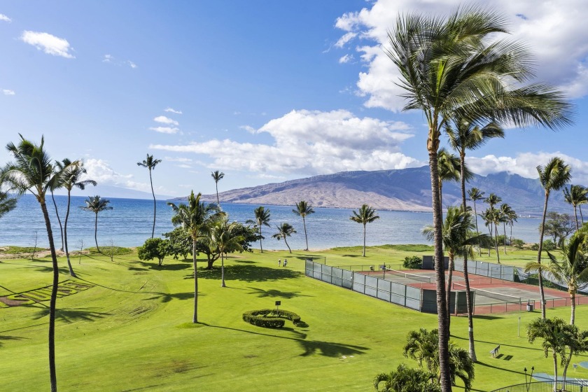 Top of the world! Rarely offered penthouse location on the - Beach Condo for sale in Kihei, Hawaii on Beachhouse.com