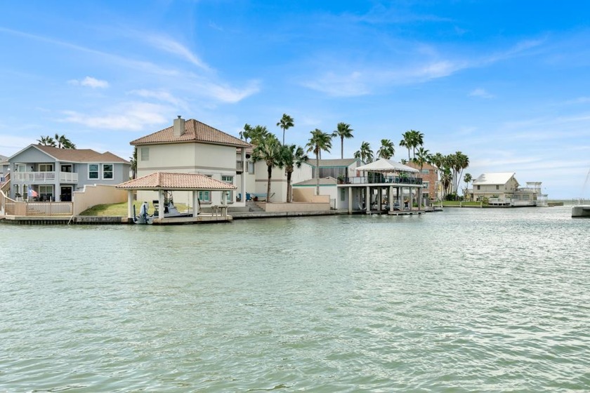 This Spectacular bay front home is located in a quiet cul-de sac - Beach Home for sale in South Padre Island, Texas on Beachhouse.com