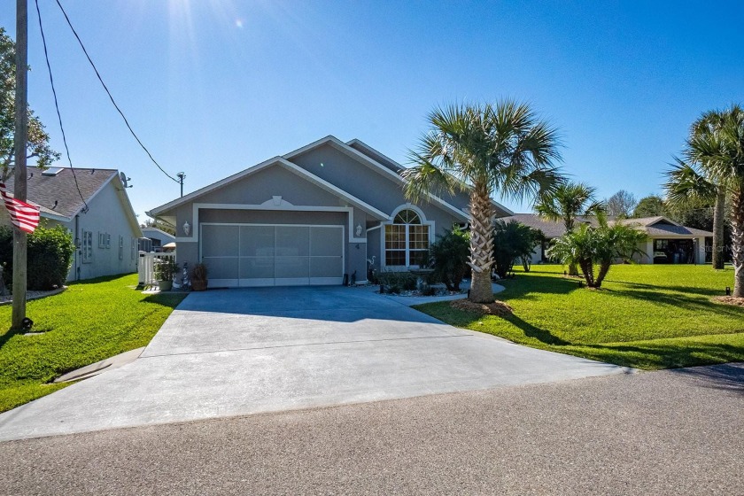 Sailboat Country - only 3 minutes to the ICW. This wonderful - Beach Home for sale in Palm Coast, Florida on Beachhouse.com