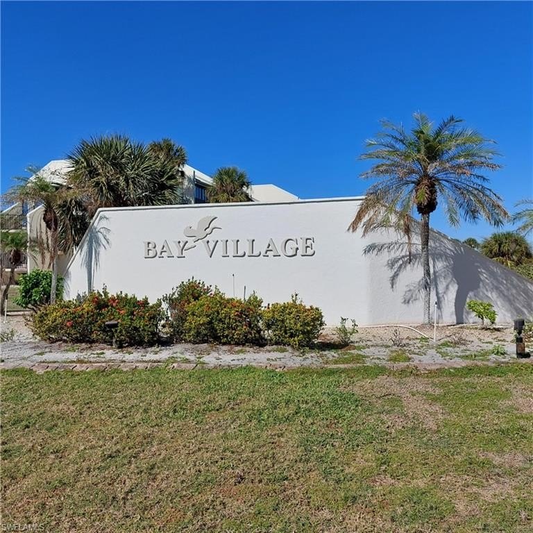 Fully furnished, desirable top-floor unit with beautiful views - Beach Home for sale in Fort Myers Beach, Florida on Beachhouse.com