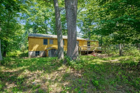 Motivated Seller!! Diamond in the Rough!!  What an amazing - Beach Home for sale in York, Maine on Beachhouse.com