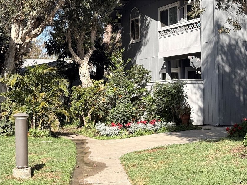 Excellent investment opportunity in the desirable Casitas de - Beach Condo for sale in San Juan Capistrano, California on Beachhouse.com