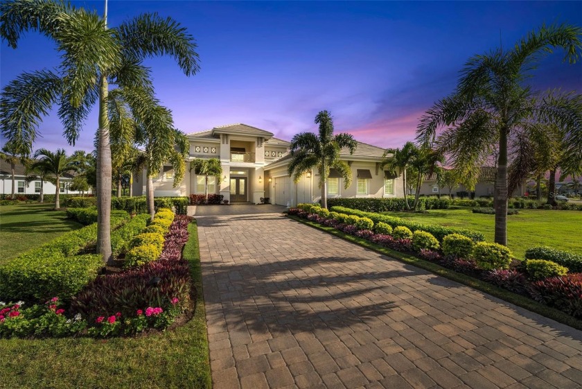 WELCOME TO YOUR DREAM HOME IN THE LAKE CLUB! This exquisite - Beach Home for sale in Lakewood Ranch, Florida on Beachhouse.com