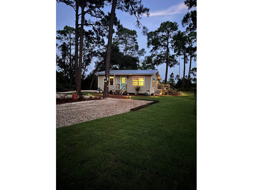 Charming beach cottage on Bald Point! FANTASTIC LOCATION - Beach Home for sale in Panacea, Florida on Beachhouse.com