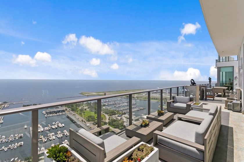 UNPARALLELED PENTHOUSE SANCTUARY | THE SKY COLLECTION AT THE ONE - Beach Condo for sale in St. Petersburg, Florida on Beachhouse.com