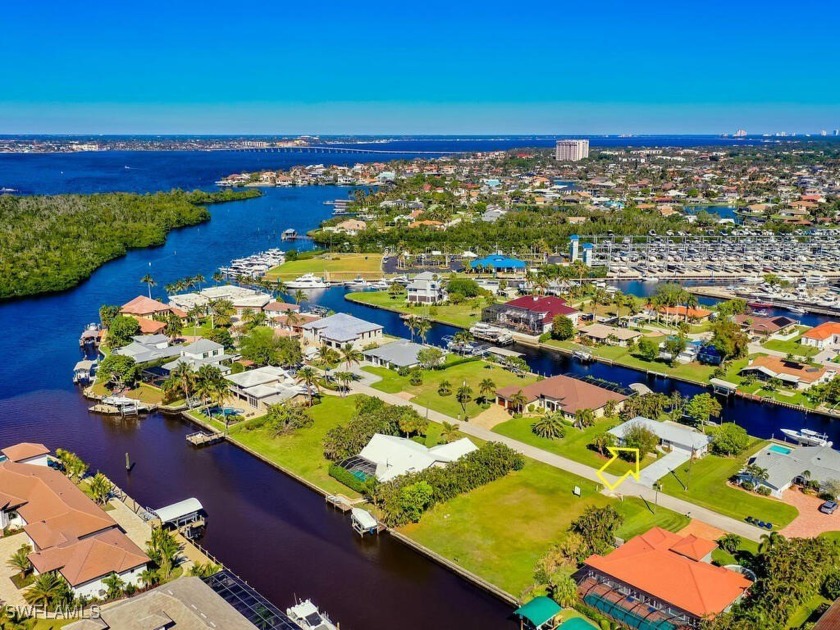 If you are looking for Coastal Living at its best ~ this is a - Beach Home for sale in Fort Myers, Florida on Beachhouse.com