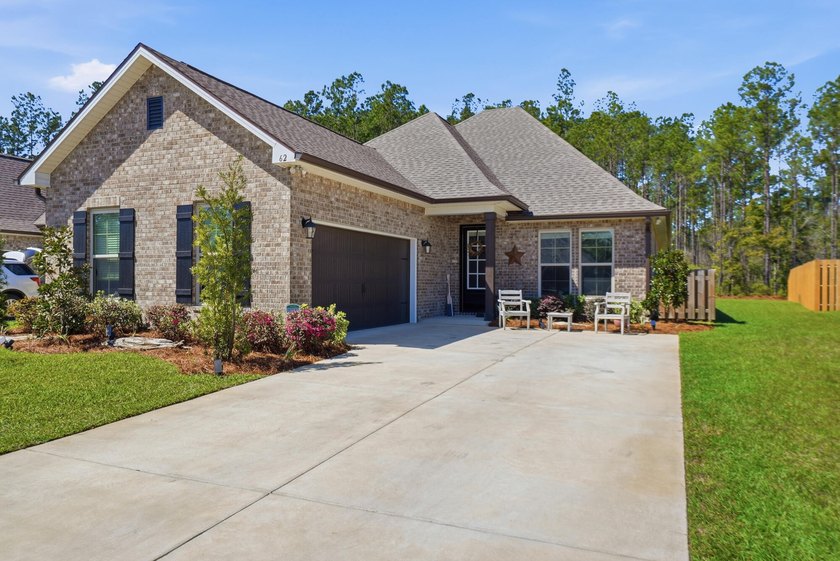Exceptional Move-In Ready at 62 Brilliance Blvd. To make this an - Beach Home for sale in Freeport, Florida on Beachhouse.com