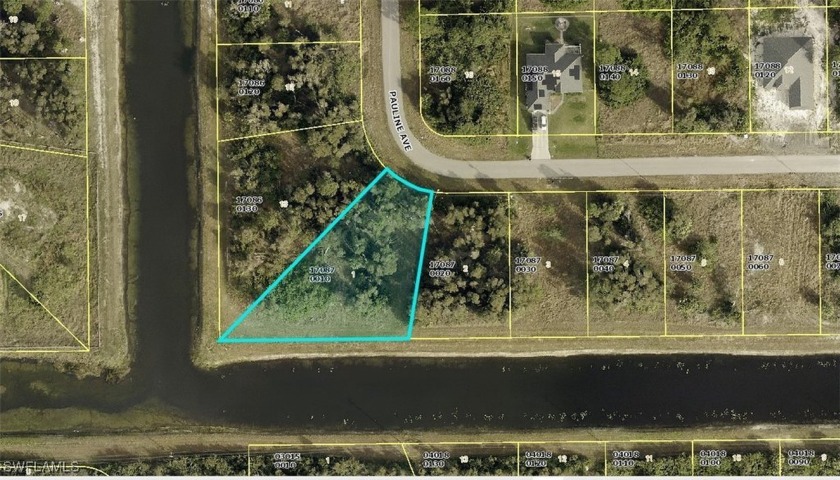 This lot in Lehigh acres is located near golf courses, shopping - Beach Lot for sale in Lehigh Acres, Florida on Beachhouse.com