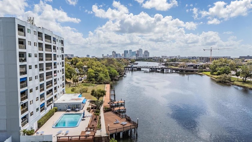 Welcome To Waterfront Living In Tampa! This Fully Furnished 3 - Beach Condo for sale in Tampa, Florida on Beachhouse.com