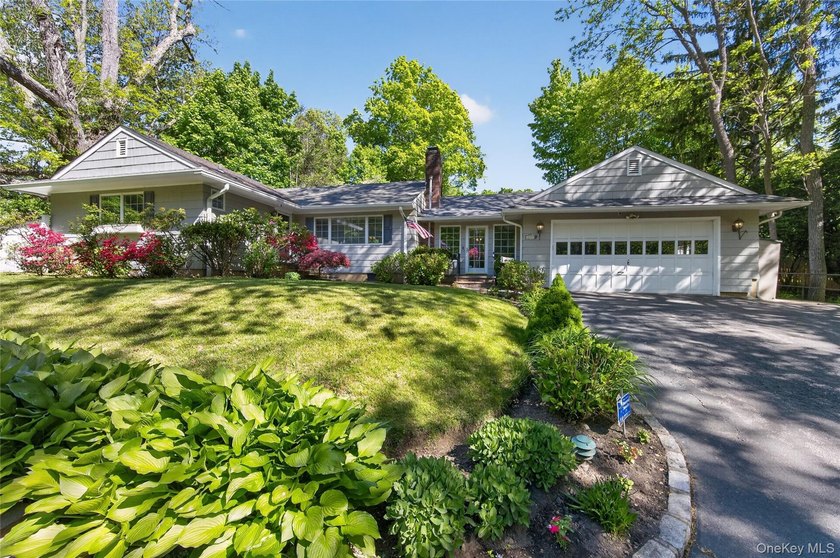 Welcome to 247 Buckram Road, a ranch nestled on 1/3 acre in - Beach Home for sale in Locust Valley, New York on Beachhouse.com